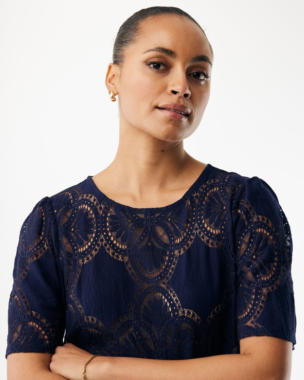 Medium-MF006102561W_193920_5