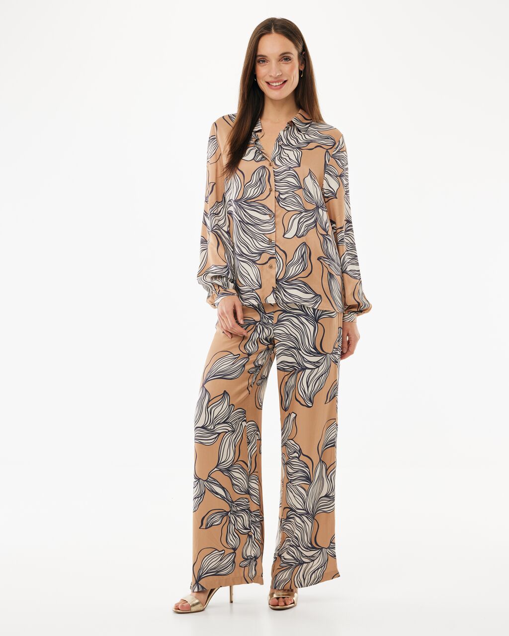 Medium-MF007000361W_300007_3